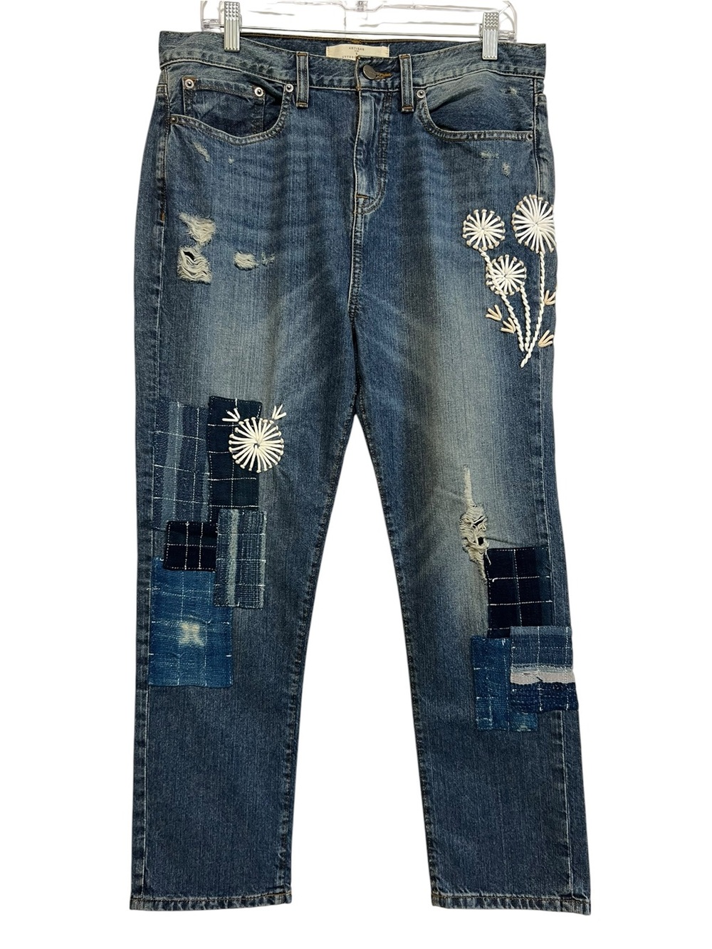 Anthropologie ARTISAN De Luxe High Rise Embroidered Patchwork Boyfriend Jeans 31